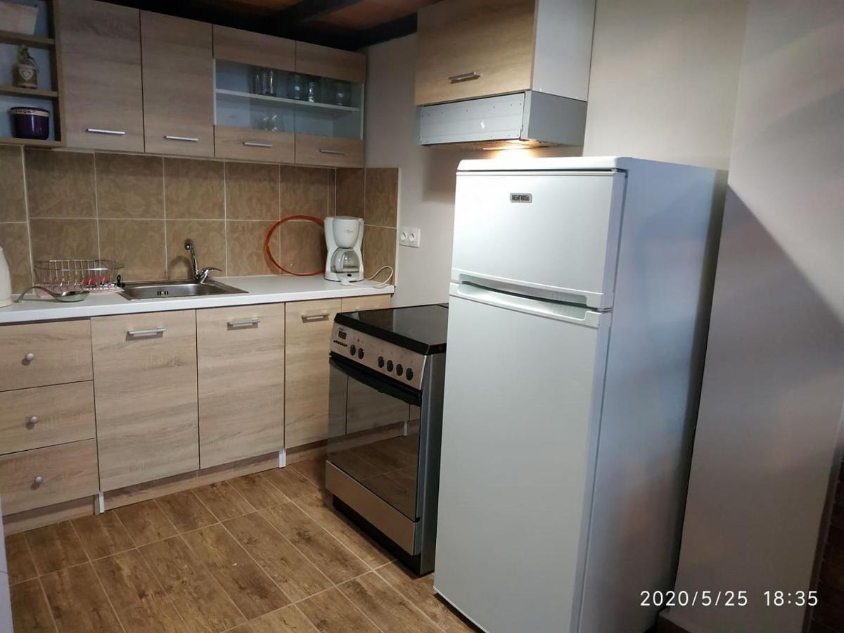 Your Vacation Home In The Center Of Каламата Екстериор снимка